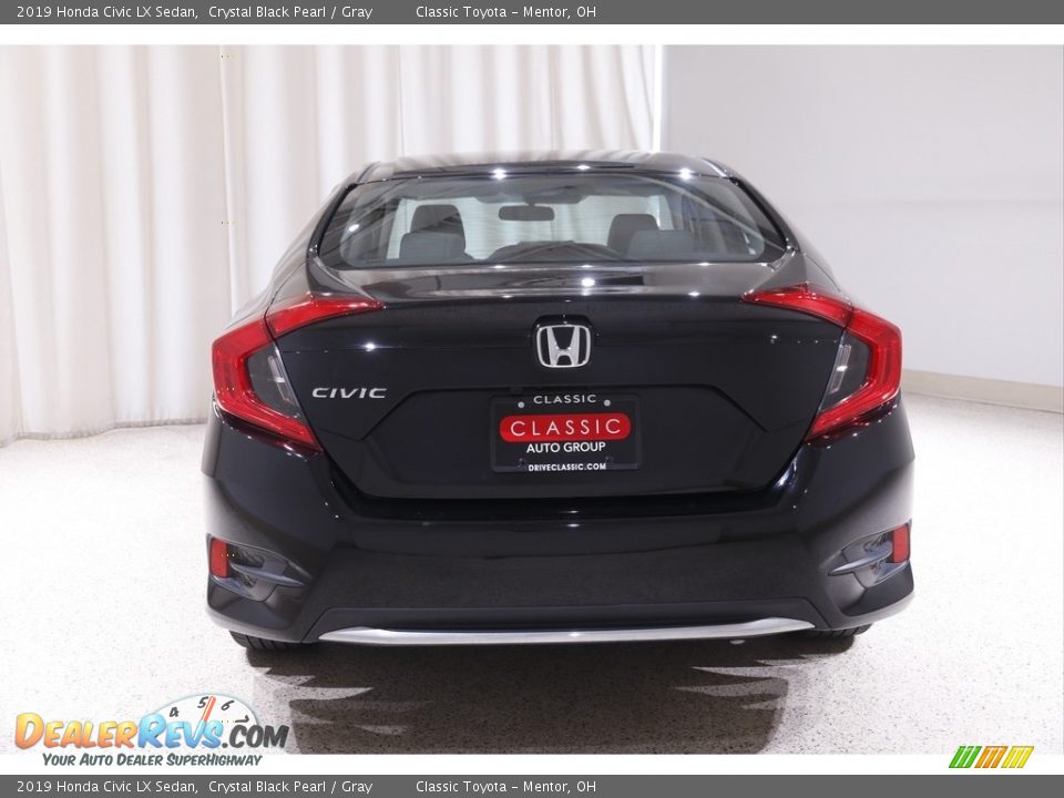 2019 Honda Civic LX Sedan Crystal Black Pearl / Gray Photo #17