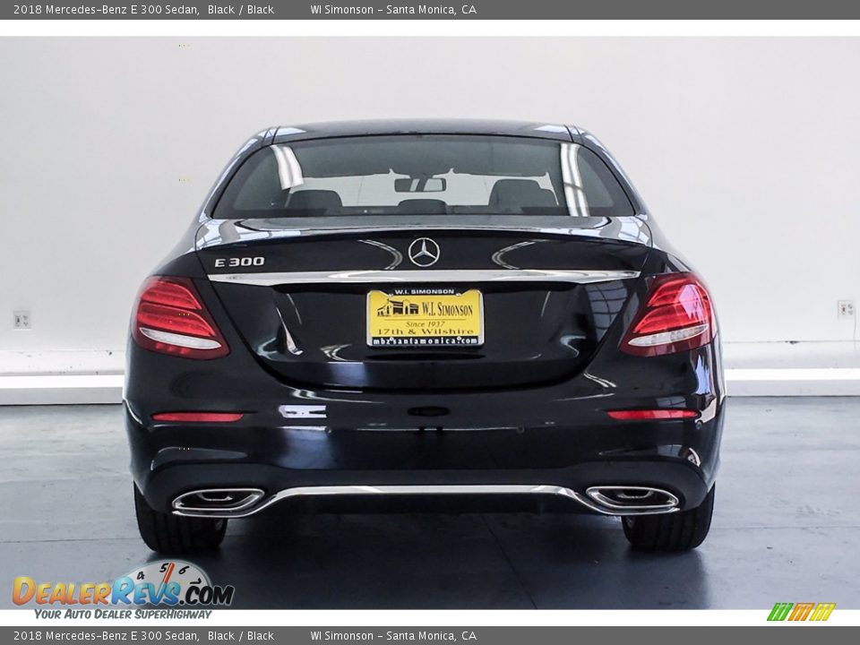 2018 Mercedes-Benz E 300 Sedan Black / Black Photo #4