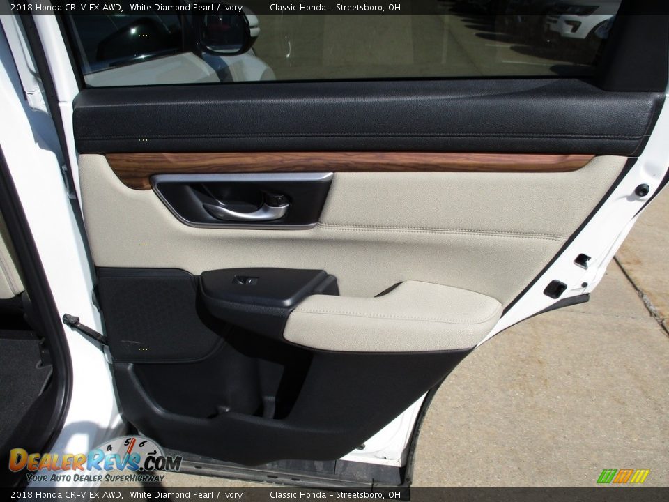 2018 Honda CR-V EX AWD White Diamond Pearl / Ivory Photo #17