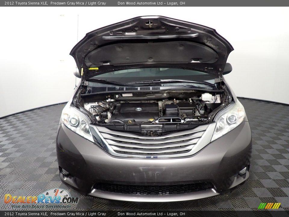 2012 Toyota Sienna XLE Predawn Gray Mica / Light Gray Photo #7