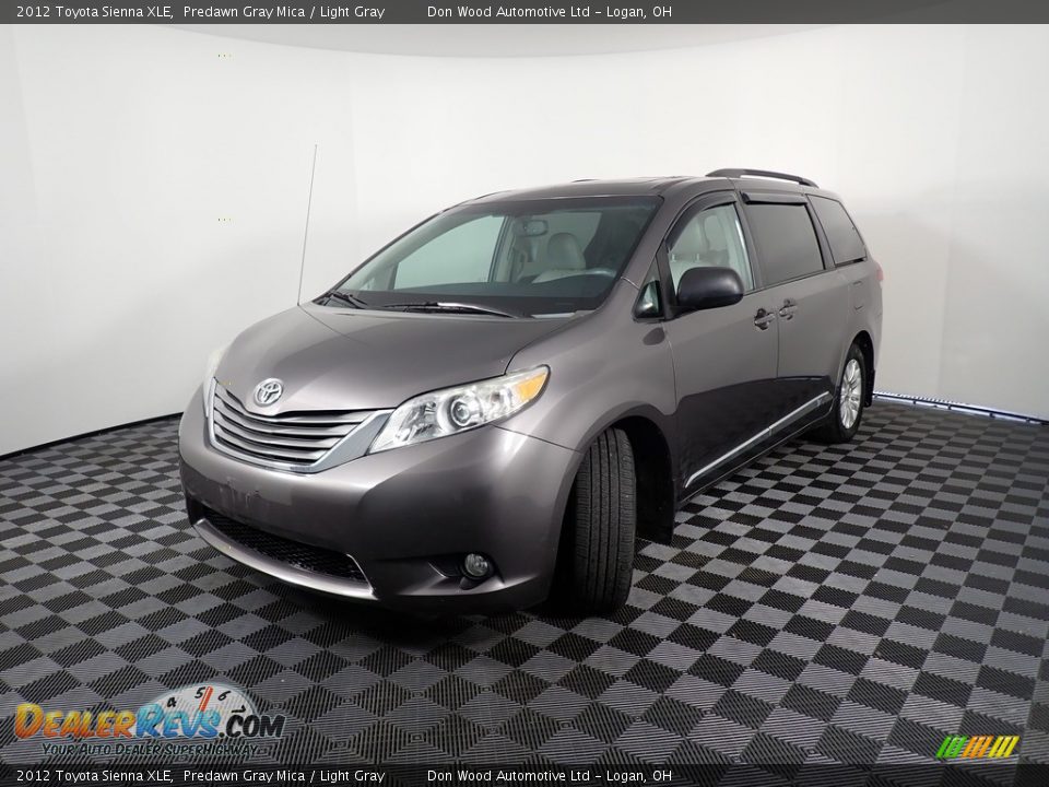 2012 Toyota Sienna XLE Predawn Gray Mica / Light Gray Photo #9