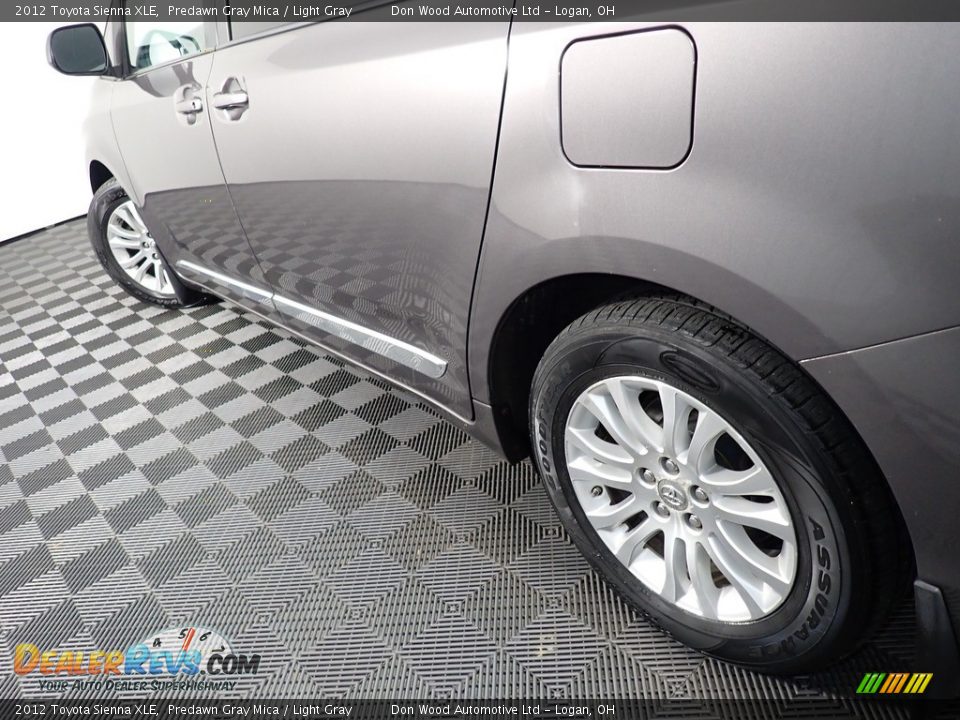 2012 Toyota Sienna XLE Predawn Gray Mica / Light Gray Photo #11