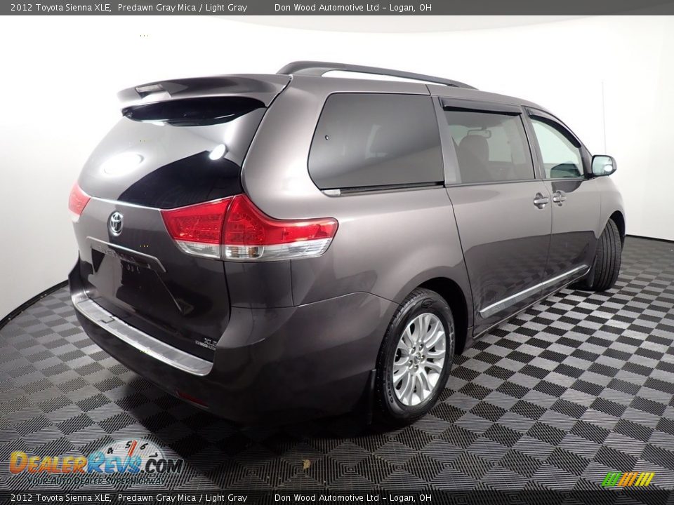 2012 Toyota Sienna XLE Predawn Gray Mica / Light Gray Photo #18