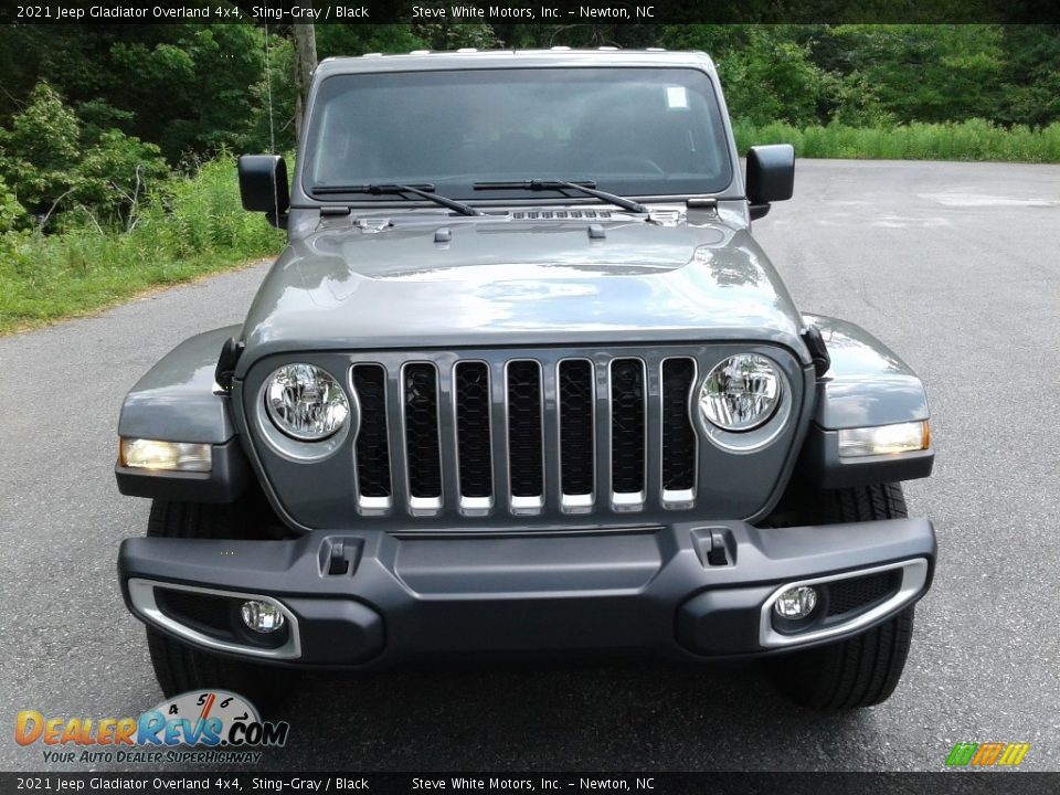 2021 Jeep Gladiator Overland 4x4 Sting-Gray / Black Photo #3