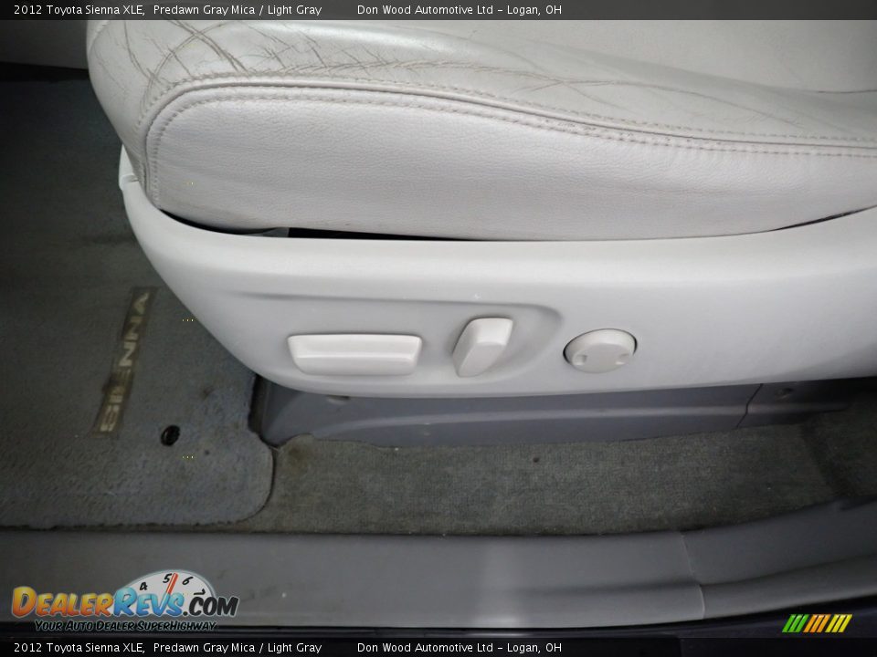 2012 Toyota Sienna XLE Predawn Gray Mica / Light Gray Photo #25