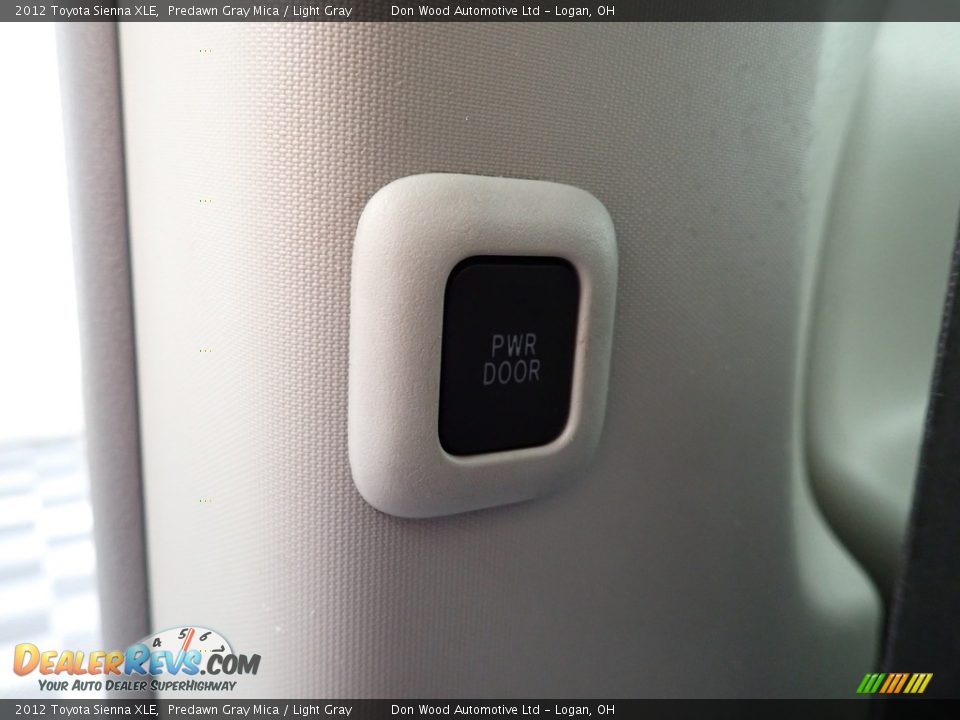 2012 Toyota Sienna XLE Predawn Gray Mica / Light Gray Photo #29
