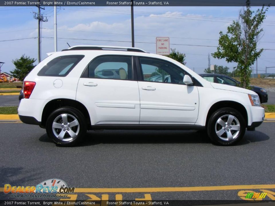 2007 Pontiac Torrent Bright White / Ebony/Cashmere Photo #15