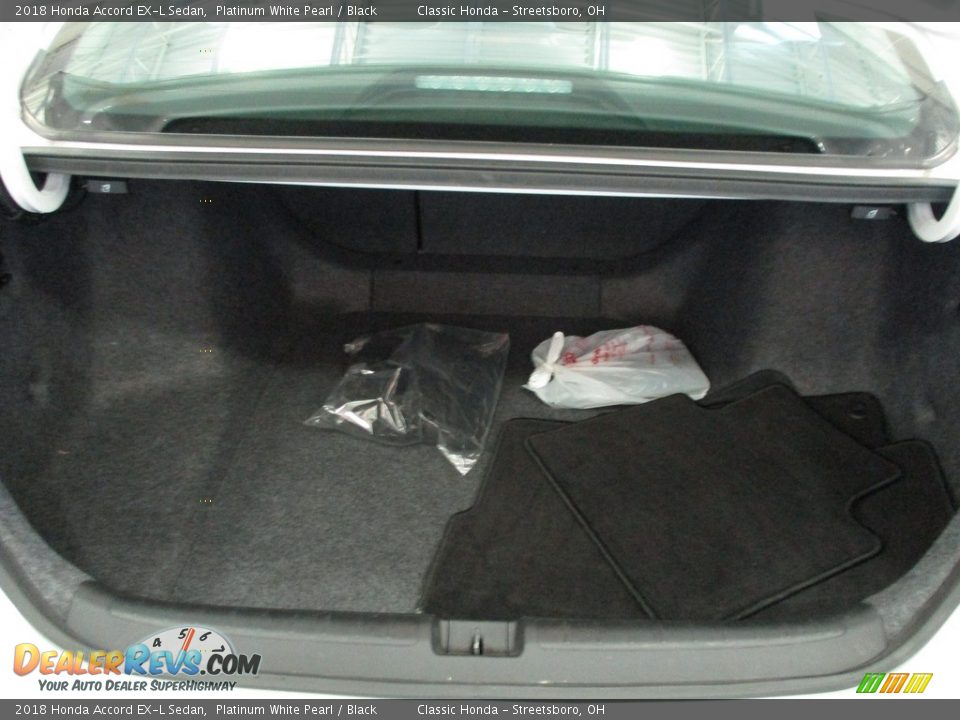 2018 Honda Accord EX-L Sedan Platinum White Pearl / Black Photo #21