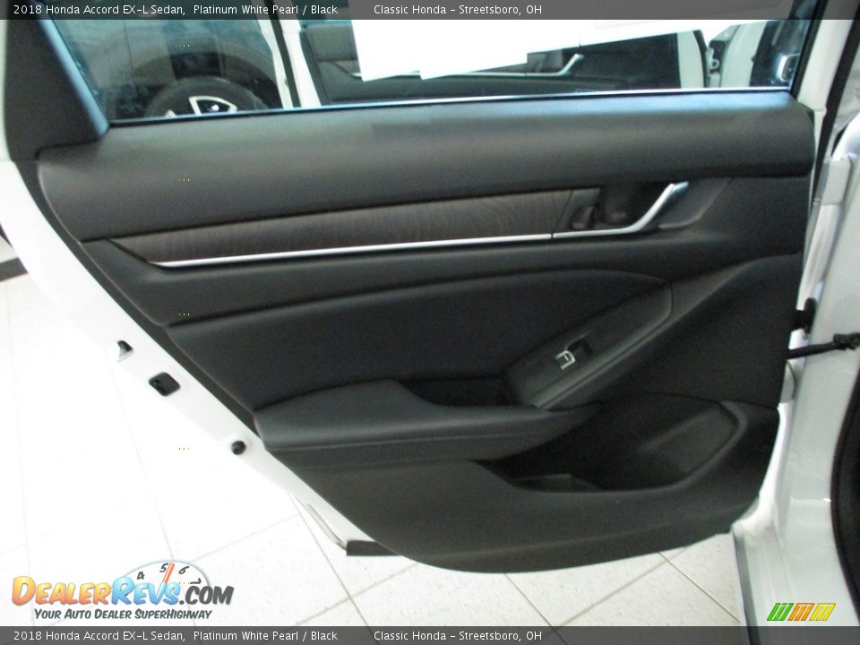2018 Honda Accord EX-L Sedan Platinum White Pearl / Black Photo #23