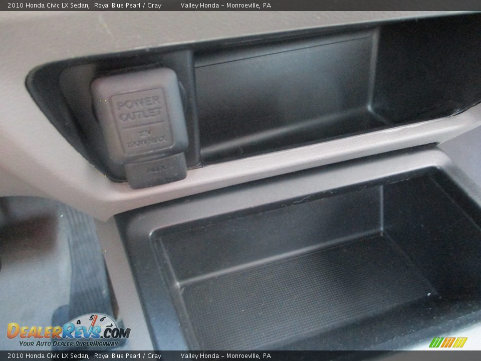 2010 Honda Civic LX Sedan Royal Blue Pearl / Gray Photo #17