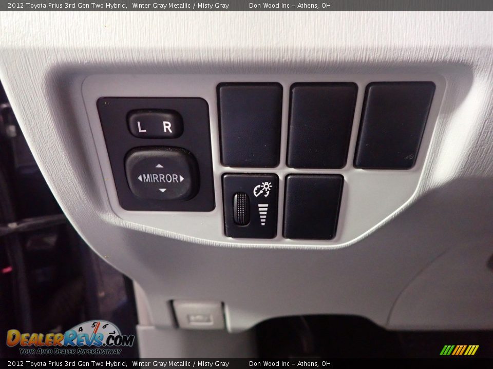 2012 Toyota Prius 3rd Gen Two Hybrid Winter Gray Metallic / Misty Gray Photo #30