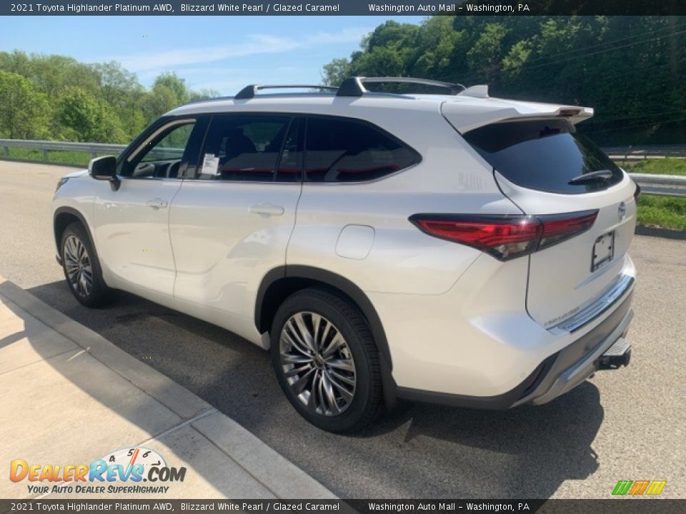 2021 Toyota Highlander Platinum AWD Blizzard White Pearl / Glazed Caramel Photo #2