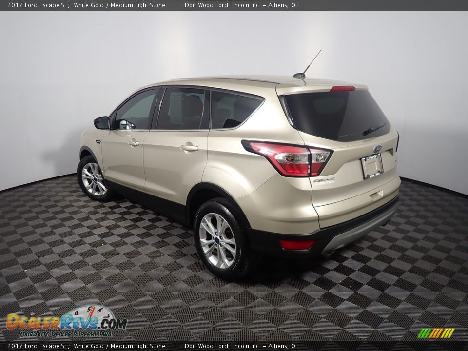 2017 Ford Escape SE White Gold / Medium Light Stone Photo #12