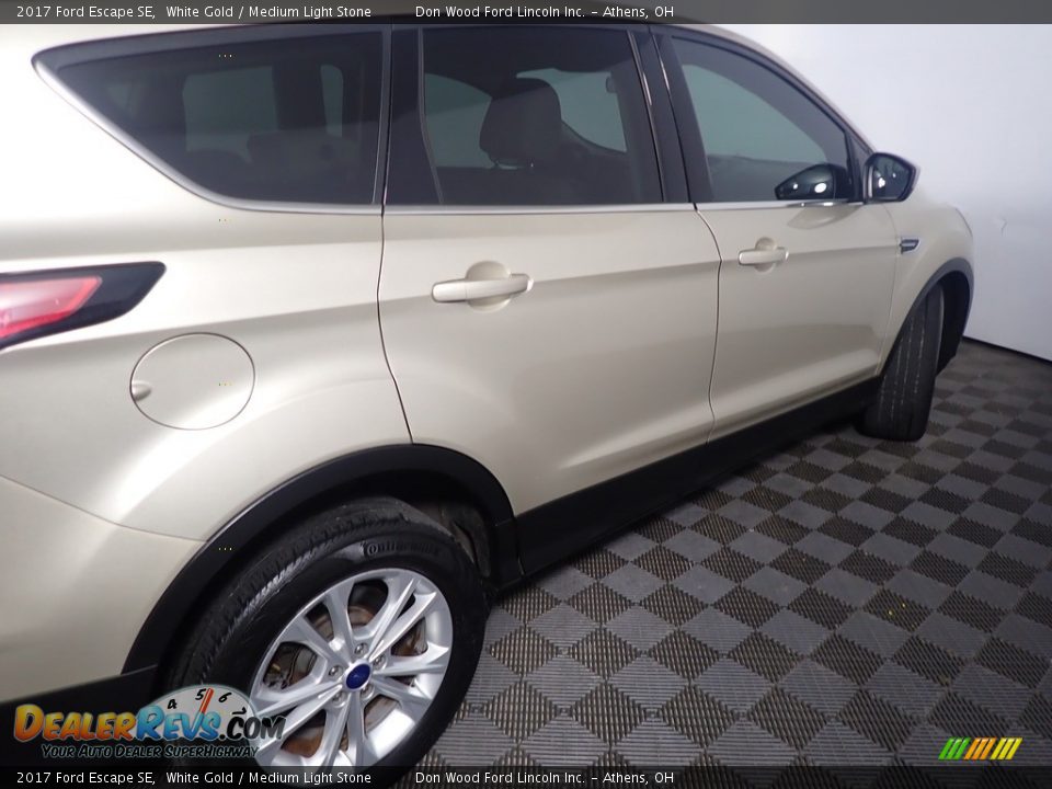 2017 Ford Escape SE White Gold / Medium Light Stone Photo #19