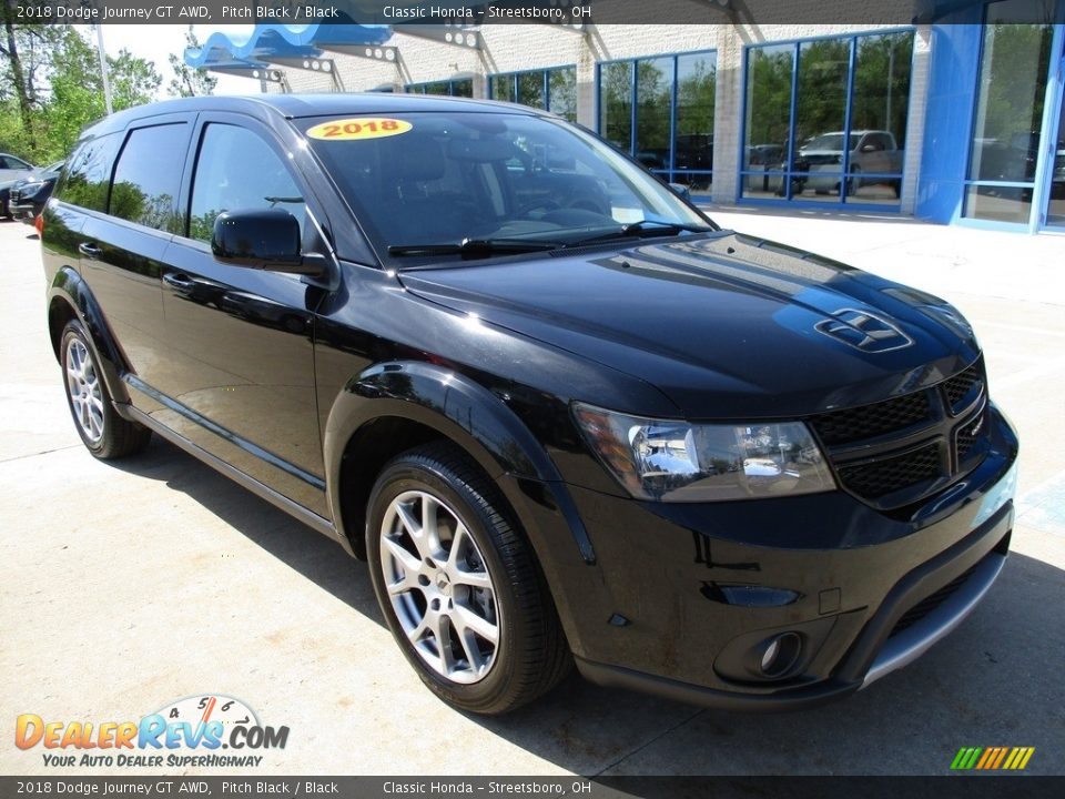 Front 3/4 View of 2018 Dodge Journey GT AWD Photo #3