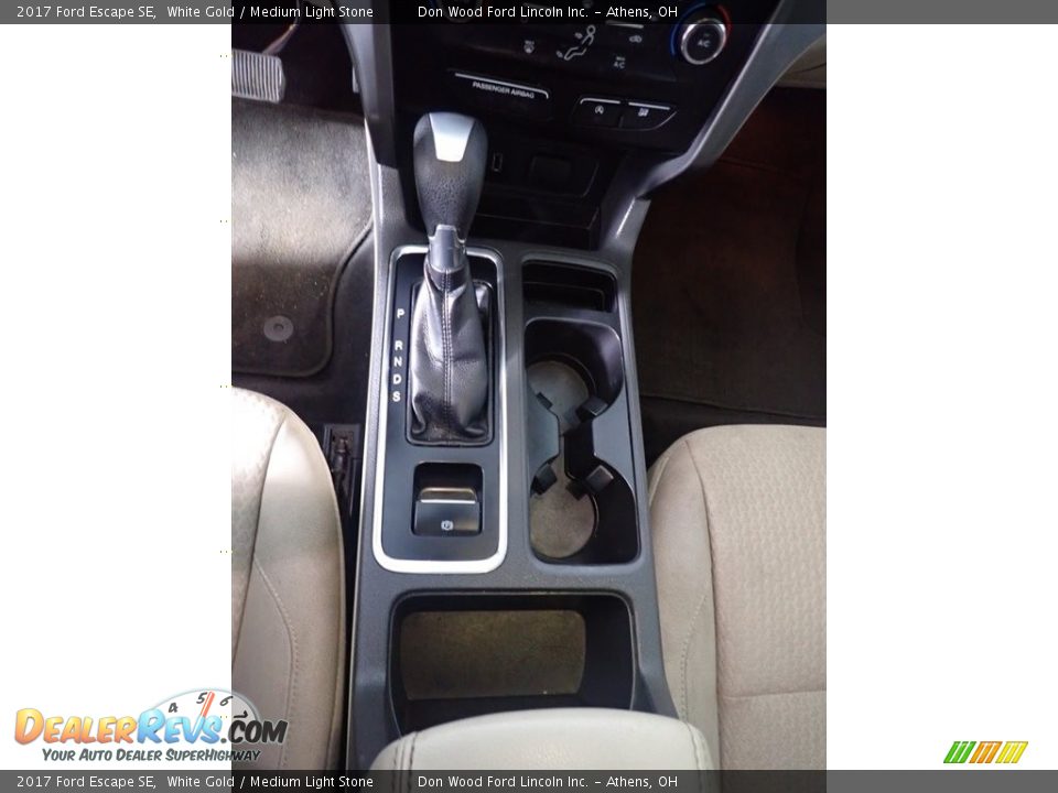 2017 Ford Escape SE White Gold / Medium Light Stone Photo #33