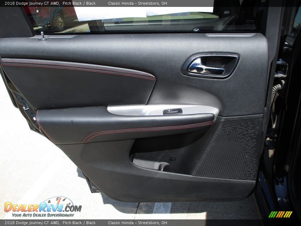 Door Panel of 2018 Dodge Journey GT AWD Photo #24