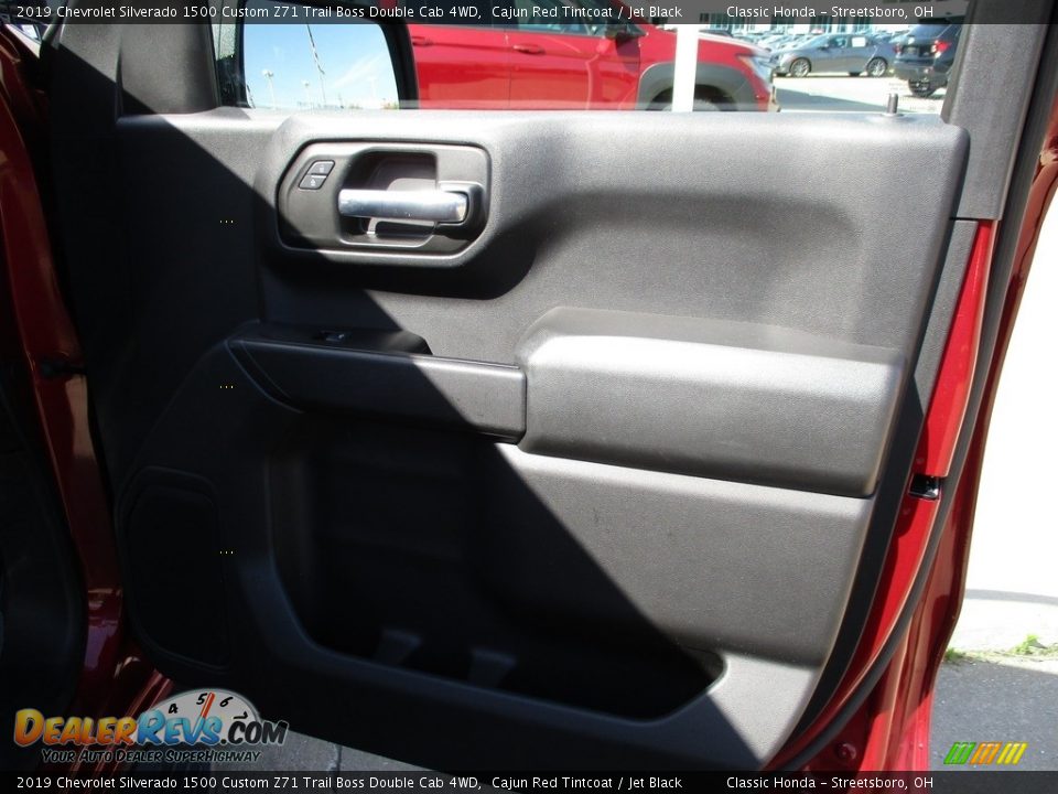 2019 Chevrolet Silverado 1500 Custom Z71 Trail Boss Double Cab 4WD Cajun Red Tintcoat / Jet Black Photo #16