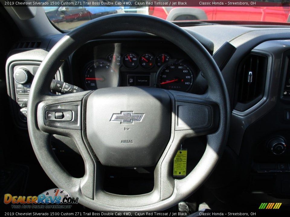 2019 Chevrolet Silverado 1500 Custom Z71 Trail Boss Double Cab 4WD Steering Wheel Photo #30
