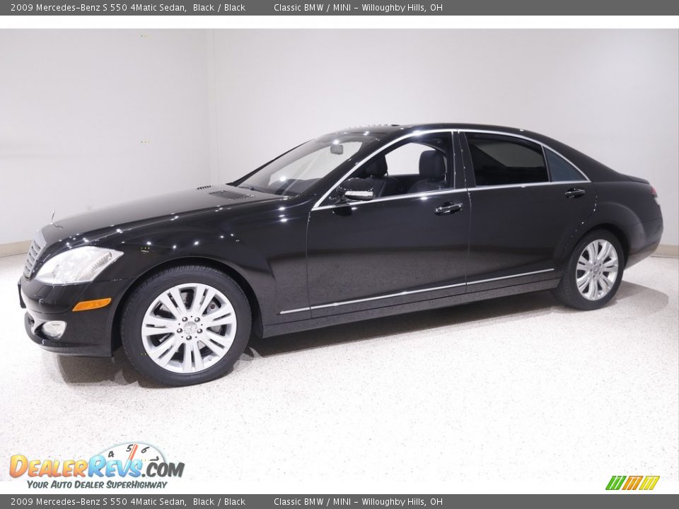 2009 Mercedes-Benz S 550 4Matic Sedan Black / Black Photo #3