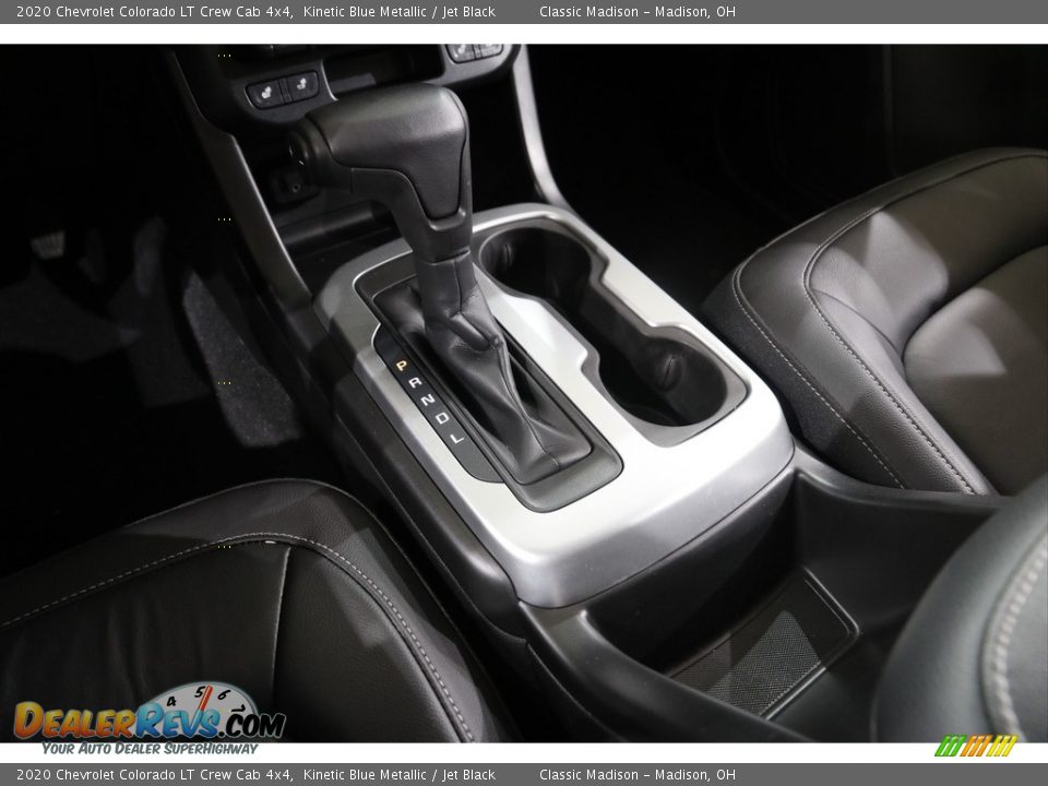 2020 Chevrolet Colorado LT Crew Cab 4x4 Shifter Photo #13