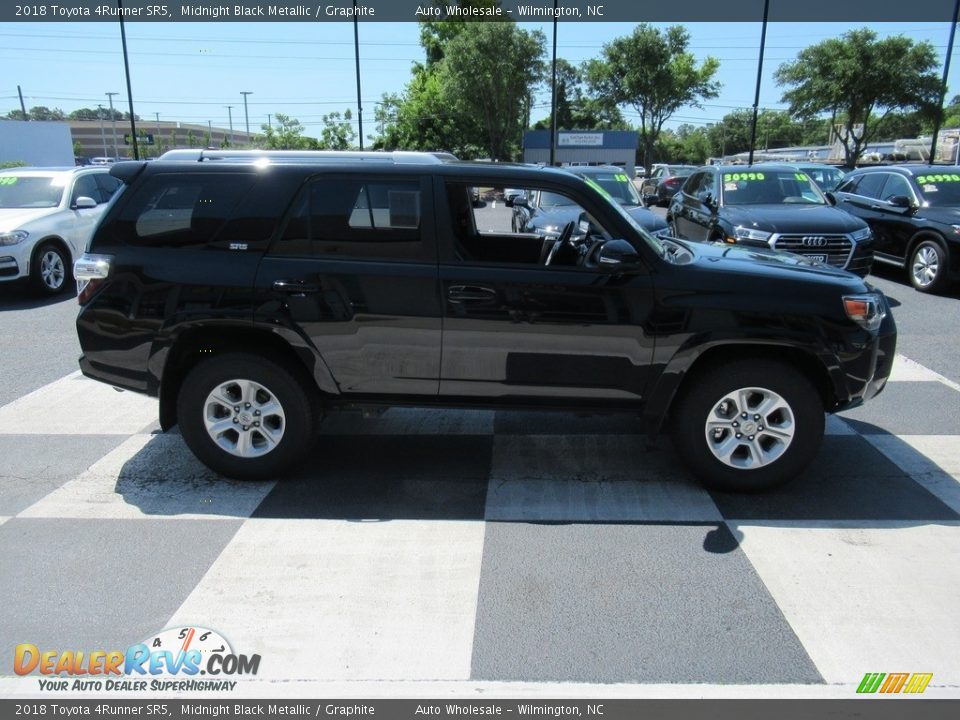 2018 Toyota 4Runner SR5 Midnight Black Metallic / Graphite Photo #3