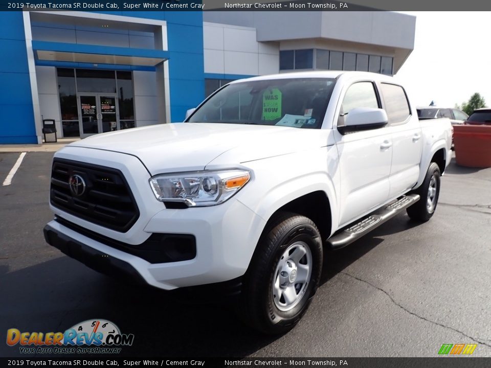 2019 Toyota Tacoma SR Double Cab Super White / Cement Gray Photo #2