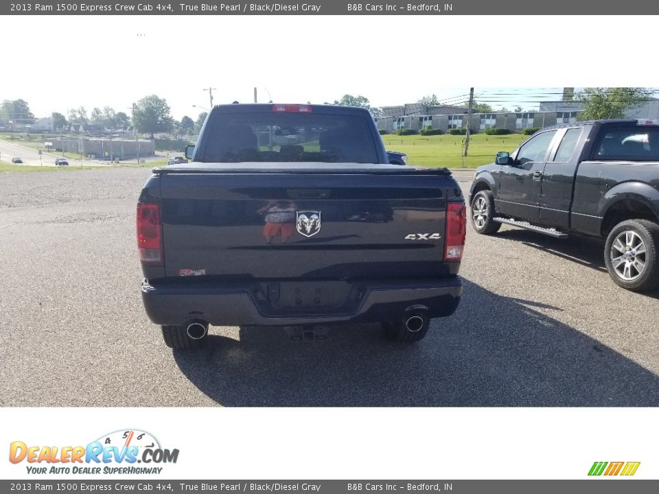 2013 Ram 1500 Express Crew Cab 4x4 True Blue Pearl / Black/Diesel Gray Photo #5