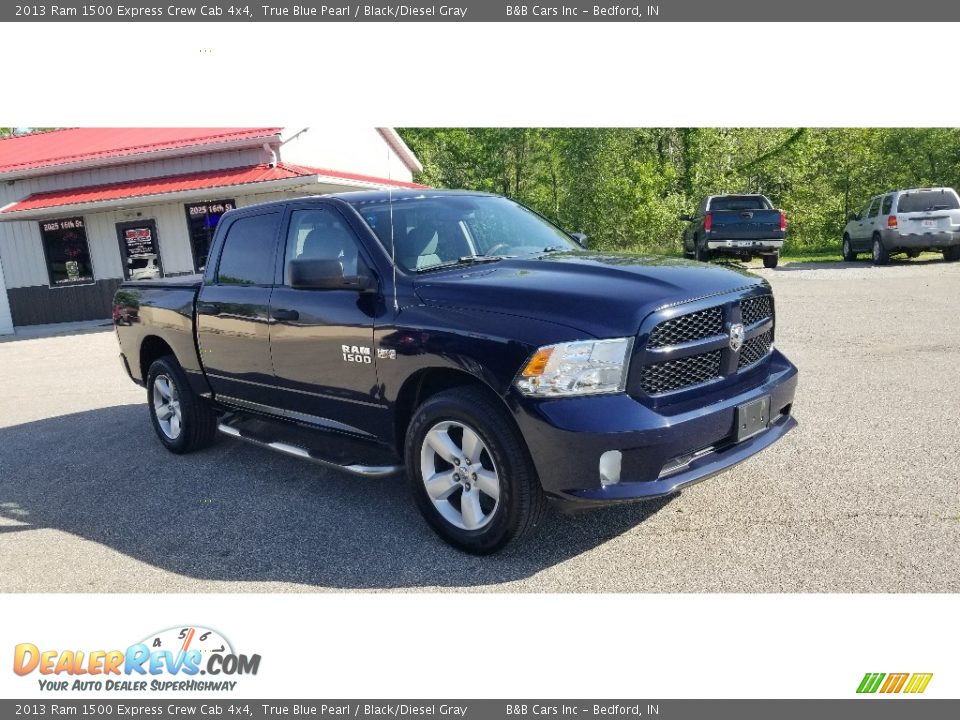 2013 Ram 1500 Express Crew Cab 4x4 True Blue Pearl / Black/Diesel Gray Photo #7