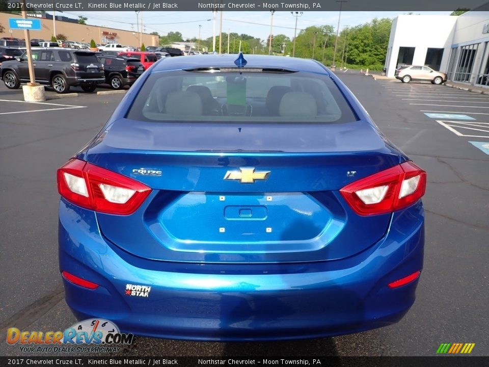 2017 Chevrolet Cruze LT Kinetic Blue Metallic / Jet Black Photo #6