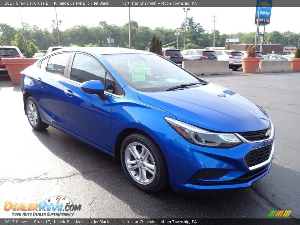 2017 Chevrolet Cruze LT Kinetic Blue Metallic / Jet Black Photo #11