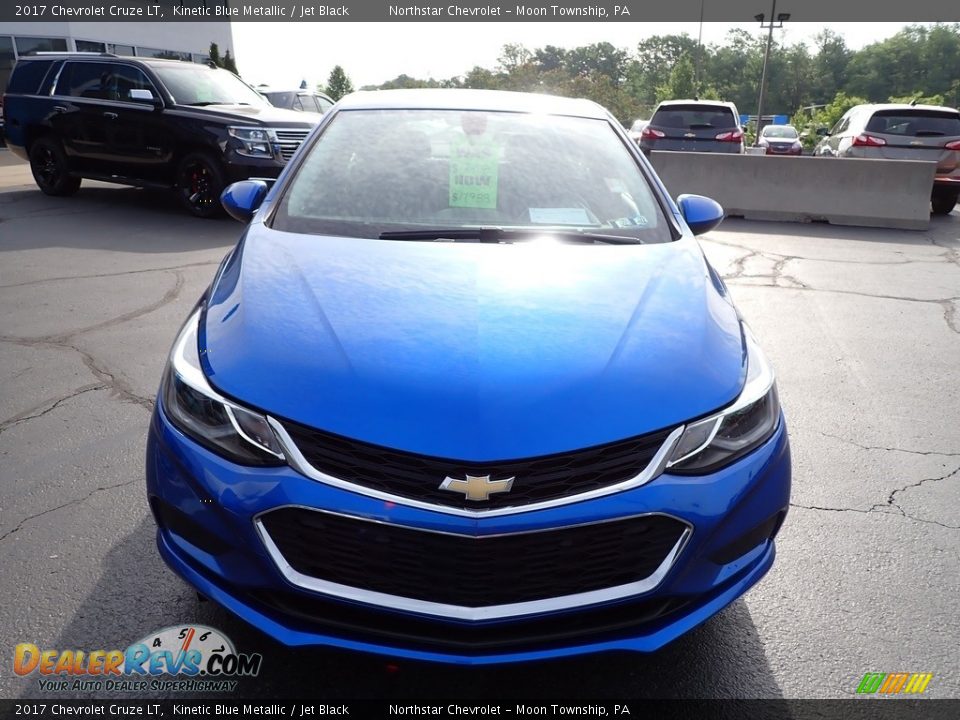 2017 Chevrolet Cruze LT Kinetic Blue Metallic / Jet Black Photo #13