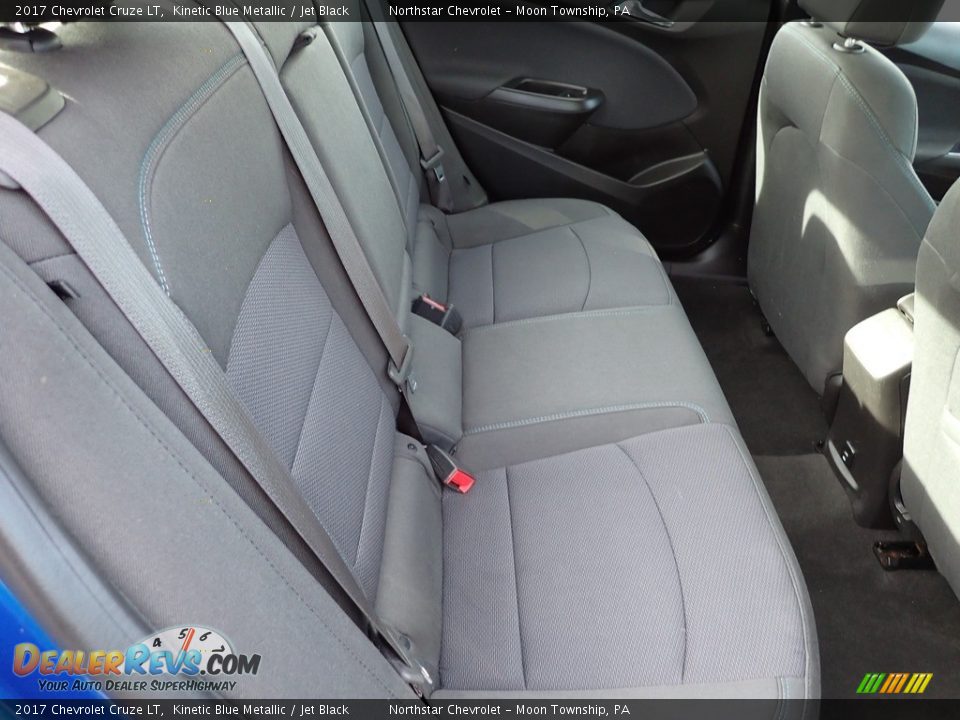 2017 Chevrolet Cruze LT Kinetic Blue Metallic / Jet Black Photo #18