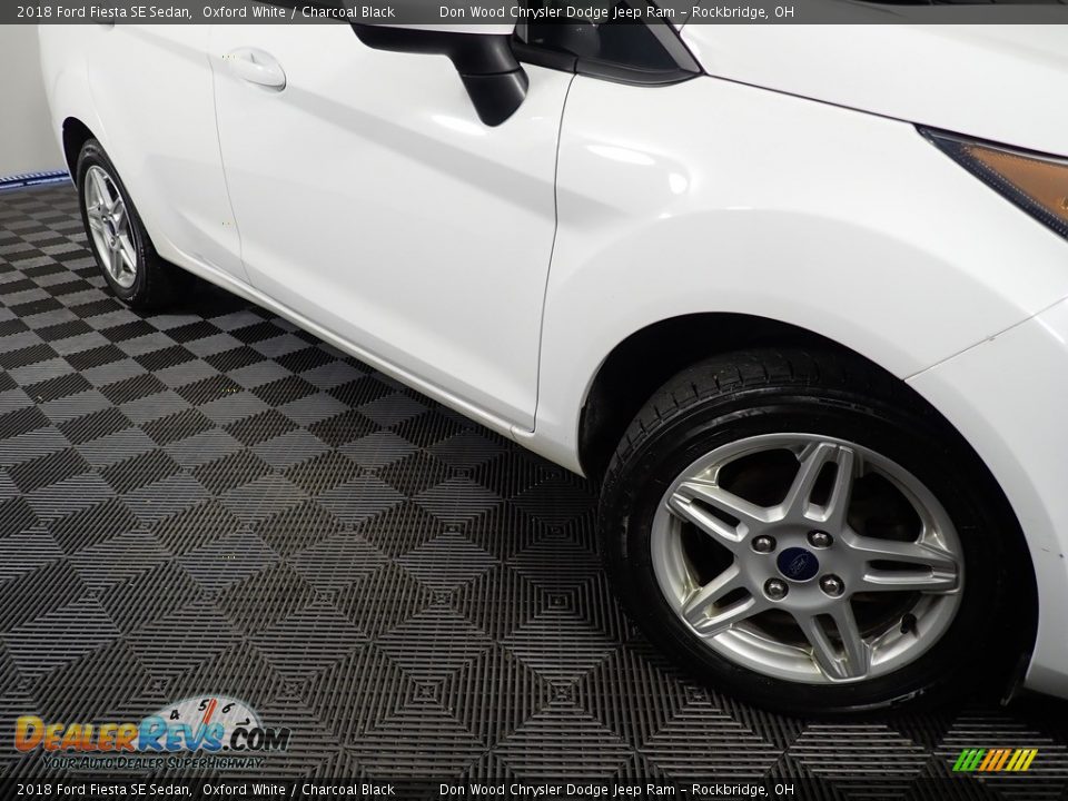 2018 Ford Fiesta SE Sedan Oxford White / Charcoal Black Photo #4
