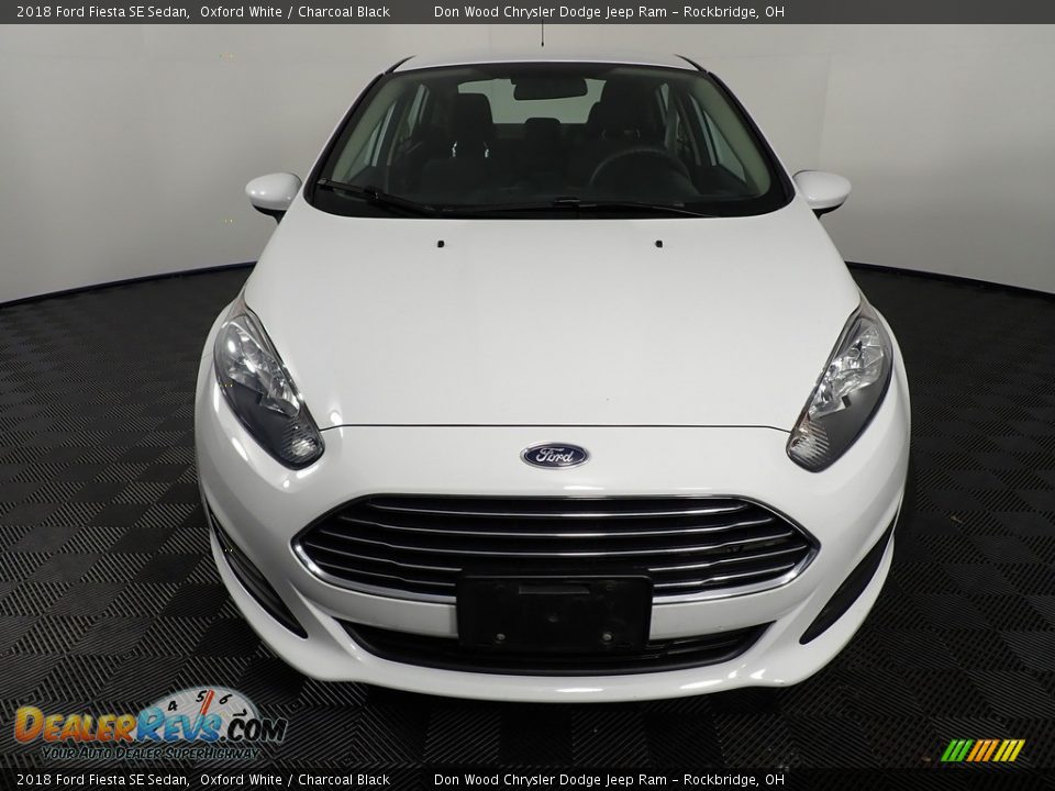 2018 Ford Fiesta SE Sedan Oxford White / Charcoal Black Photo #5