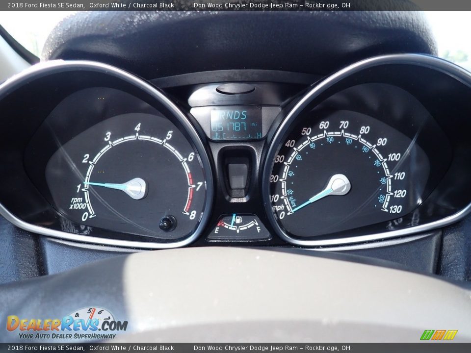 2018 Ford Fiesta SE Sedan Oxford White / Charcoal Black Photo #20