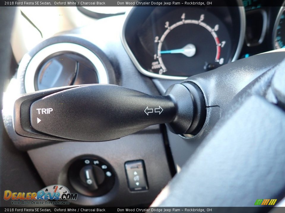 2018 Ford Fiesta SE Sedan Oxford White / Charcoal Black Photo #22