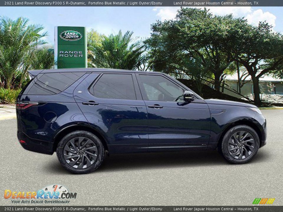 2021 Land Rover Discovery P300 S R-Dynamic Portofino Blue Metallic / Light Oyster/Ebony Photo #11