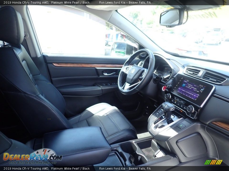 2019 Honda CR-V Touring AWD Platinum White Pearl / Black Photo #12