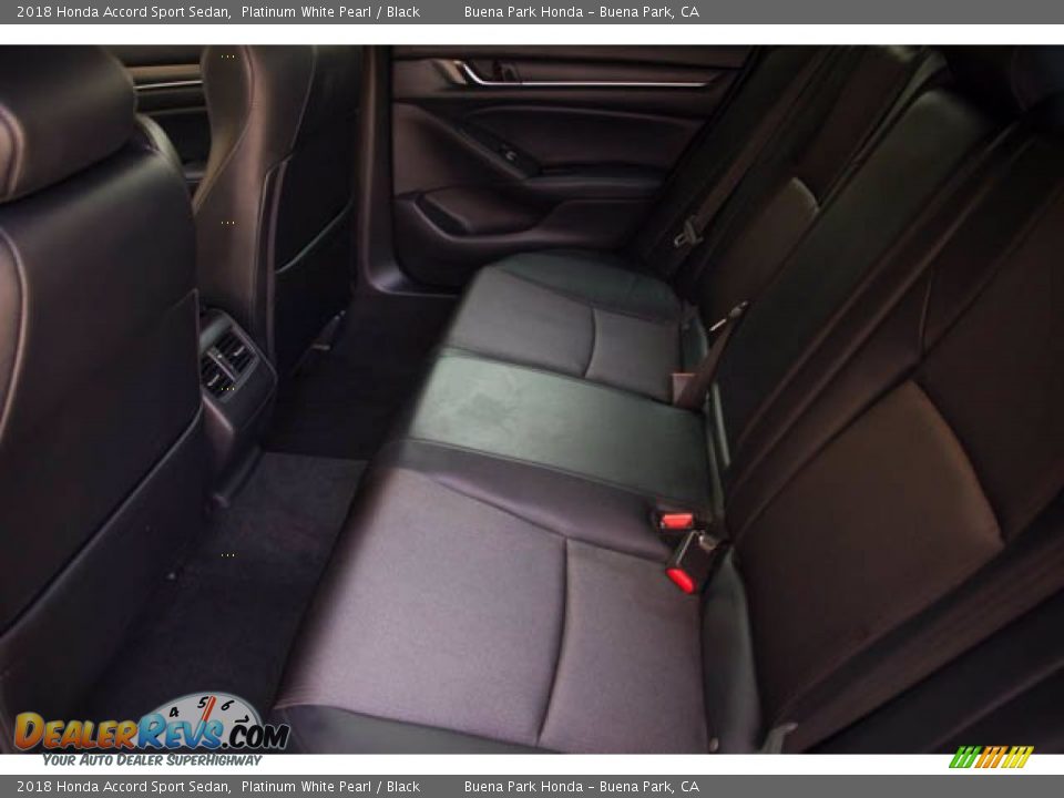 2018 Honda Accord Sport Sedan Platinum White Pearl / Black Photo #4