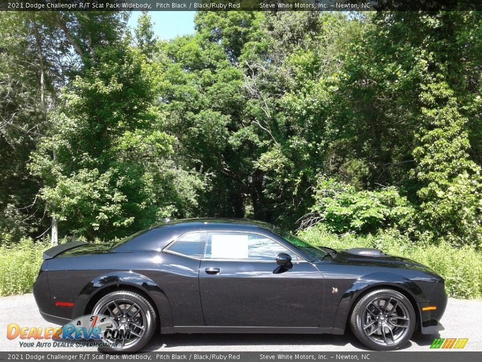 2021 Dodge Challenger R/T Scat Pack Widebody Pitch Black / Black/Ruby Red Photo #5