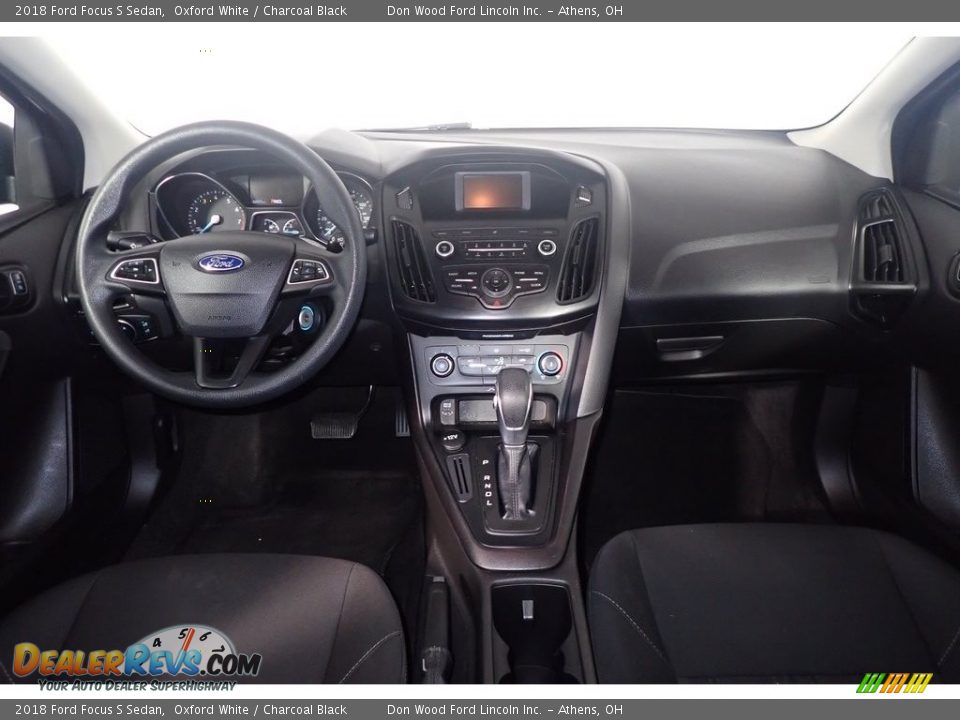 2018 Ford Focus S Sedan Oxford White / Charcoal Black Photo #24