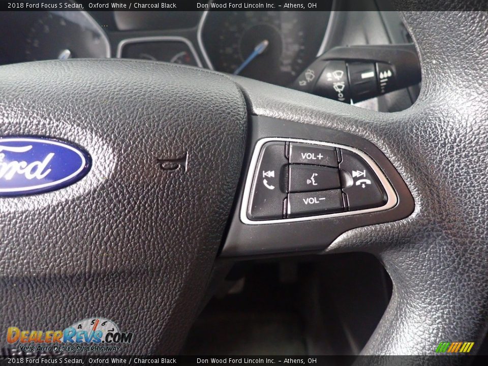 2018 Ford Focus S Sedan Oxford White / Charcoal Black Photo #30