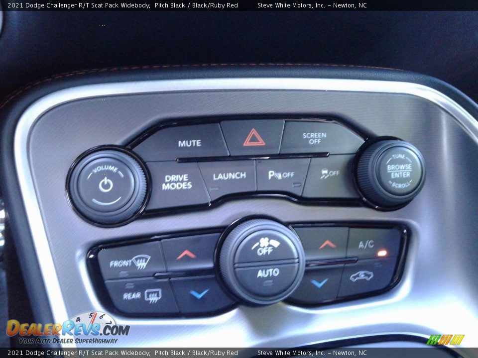 Controls of 2021 Dodge Challenger R/T Scat Pack Widebody Photo #23