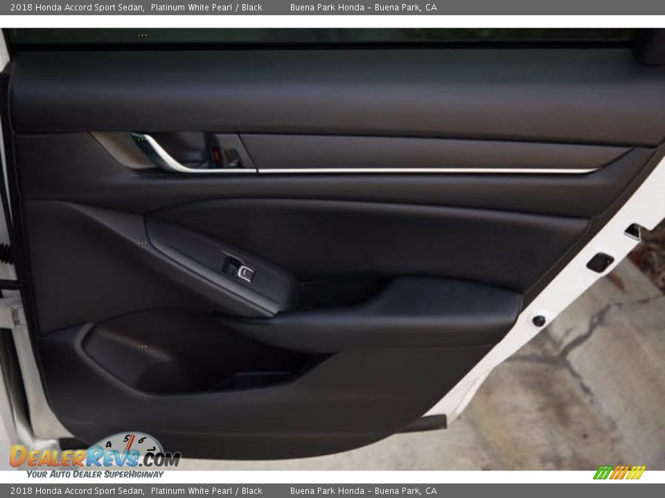 2018 Honda Accord Sport Sedan Platinum White Pearl / Black Photo #32