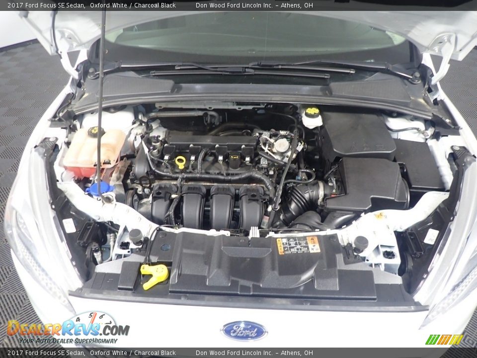 2017 Ford Focus SE Sedan Oxford White / Charcoal Black Photo #7