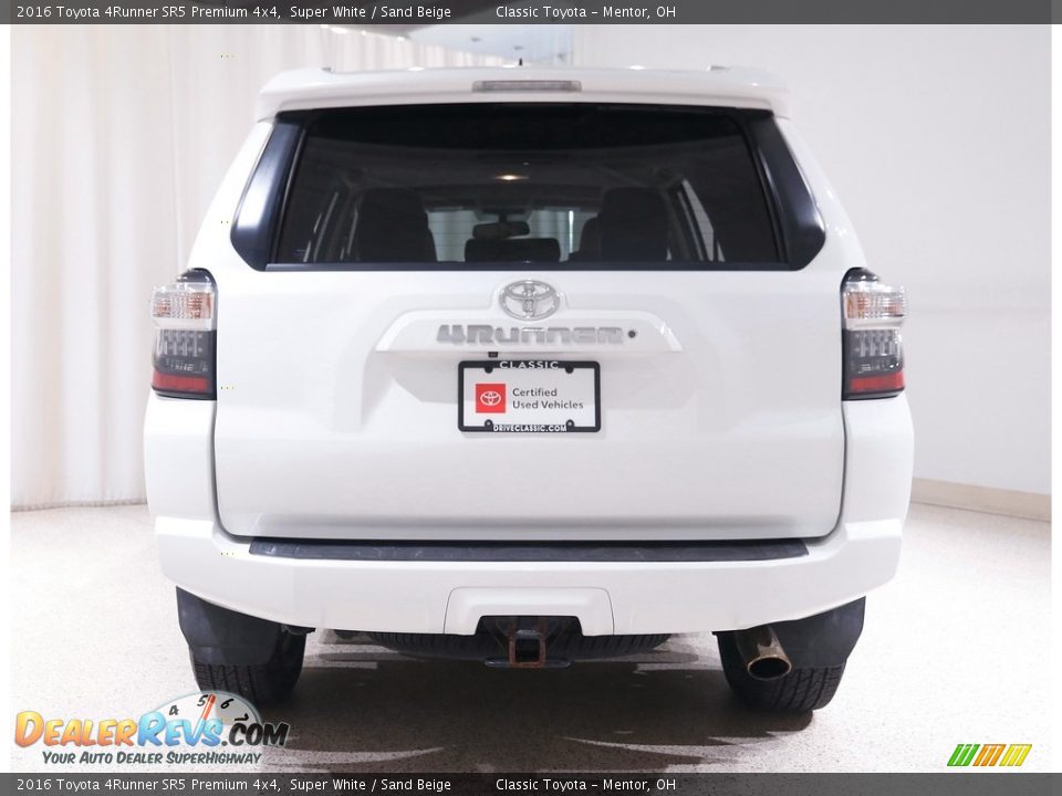 2016 Toyota 4Runner SR5 Premium 4x4 Super White / Sand Beige Photo #18