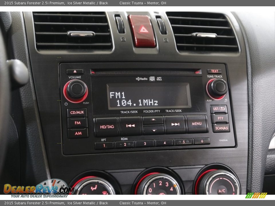 2015 Subaru Forester 2.5i Premium Ice Silver Metallic / Black Photo #15