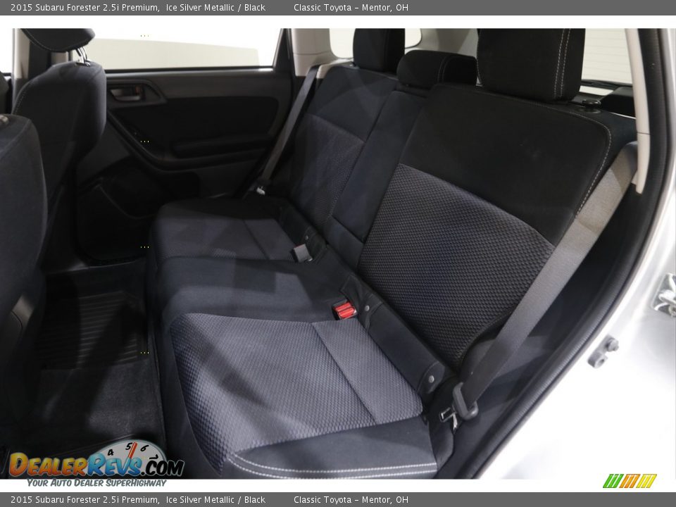 2015 Subaru Forester 2.5i Premium Ice Silver Metallic / Black Photo #21