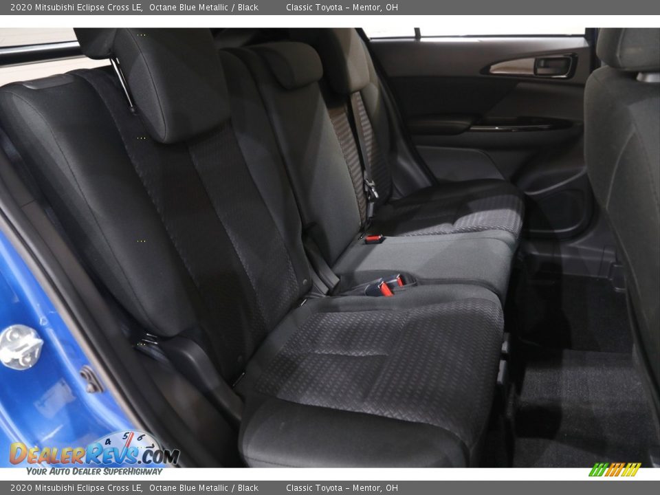 2020 Mitsubishi Eclipse Cross LE Octane Blue Metallic / Black Photo #17